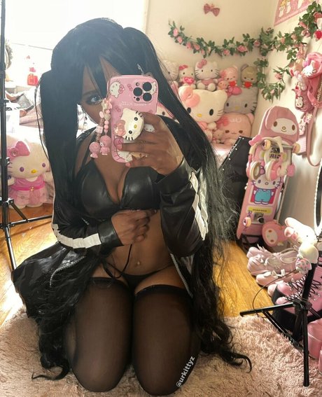 Lilrawrs pornographic actress pic