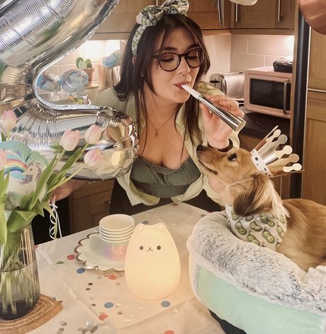 poopernoodle pornstar erotic image