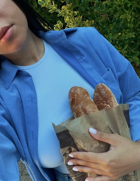 asian girlfriend onlyfans nudes img