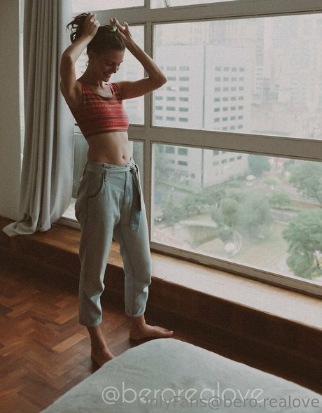 berorealove model hot picture