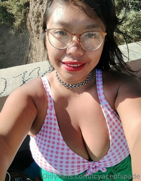 icyaceofspade pornstar beautiful img