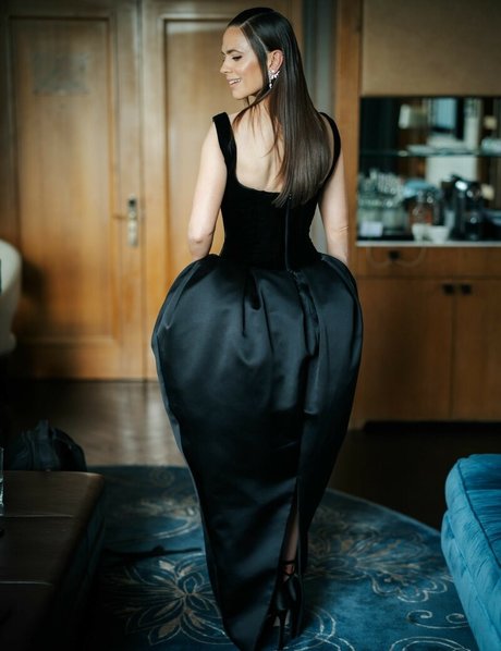 blowjob cum in mouth onlyfans beautiful nude image