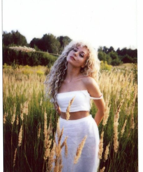 Kristina Asmus hd star images