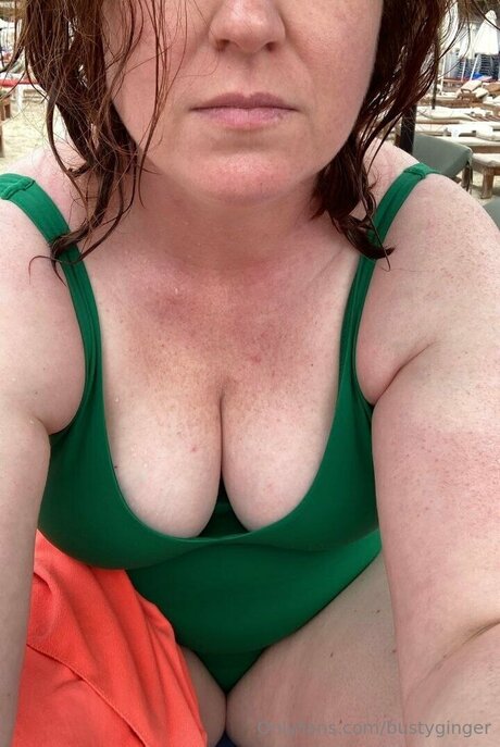 BustyGinger pornographic model archive