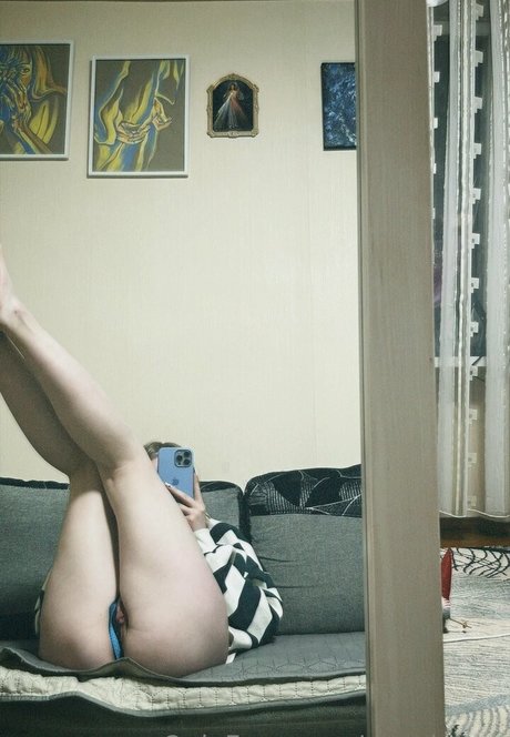 Nensi Mur free pornstar photo