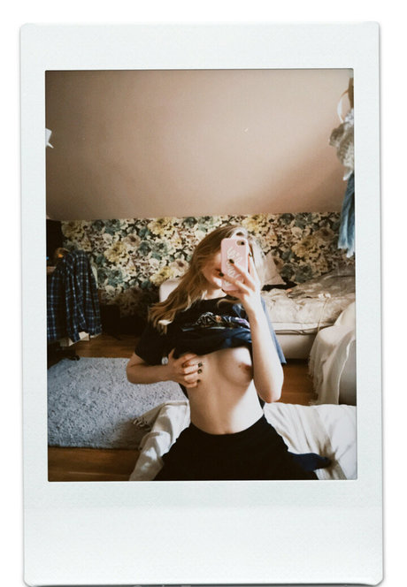 Nensi Mur best actress photo