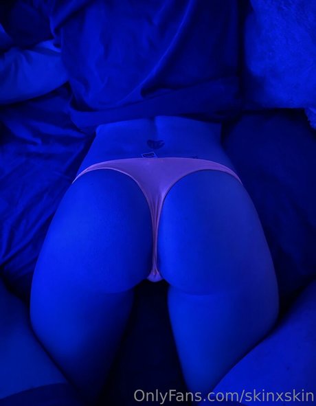 skinxskin model high quality photo