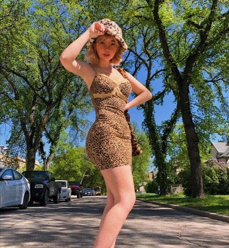 Daniela RD Lewis xxx pornstar gallery