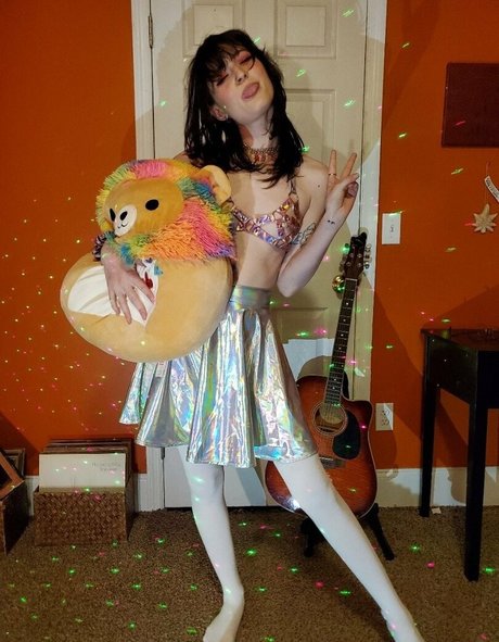 AshleyDeathGod nice model pics