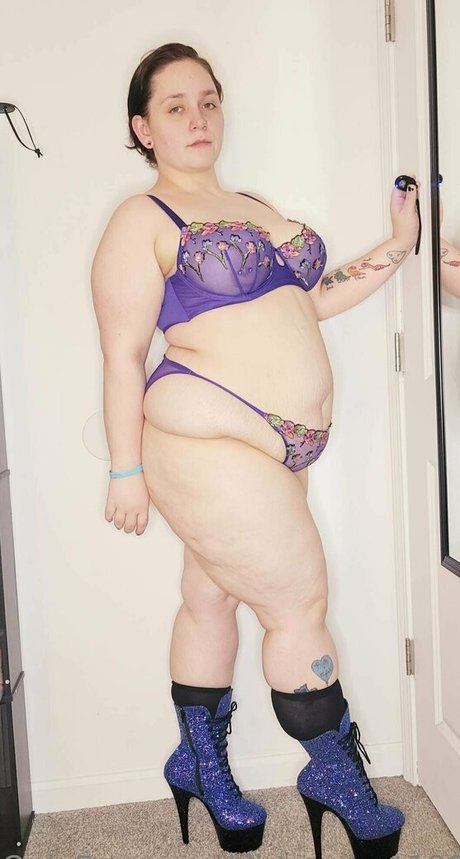 dirtysecret1997 porn actress archive