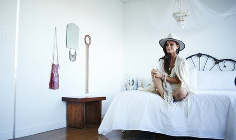 Nathalie Kelley naked star picture