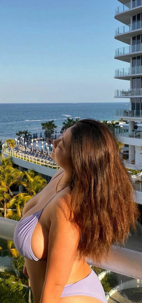 ebony lesbians onlyfans erotic pictures