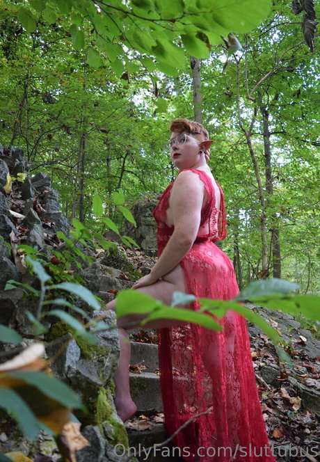 sluttubus model beautiful pics