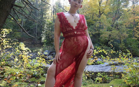 sluttubus sexy star photos