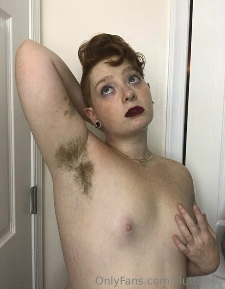 gym shower onlyfans top photo