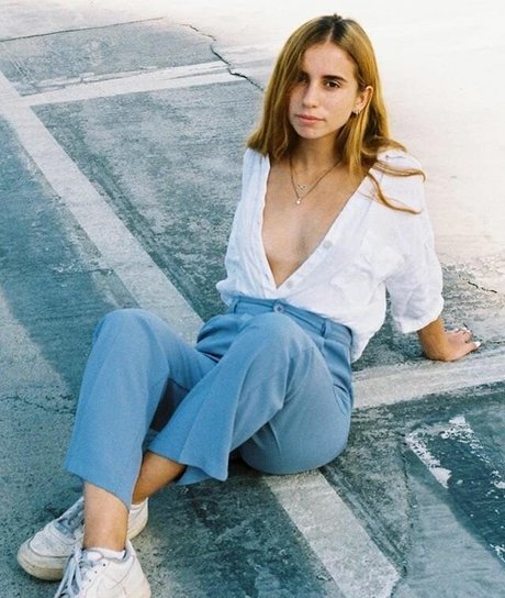 Daniela Karli pretty actress galleries