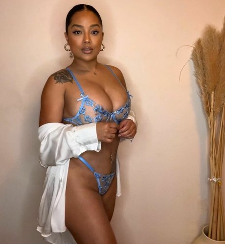 Sugey Portillo pornstar pretty pictures