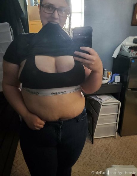 gothrosie sex actress galleries