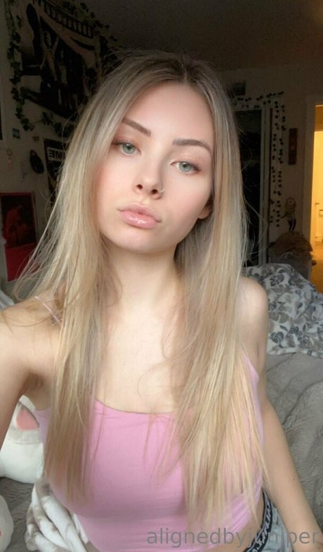 alignedbyjuniper sex actress photos