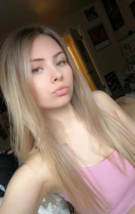 alignedbyjuniper star erotic photos