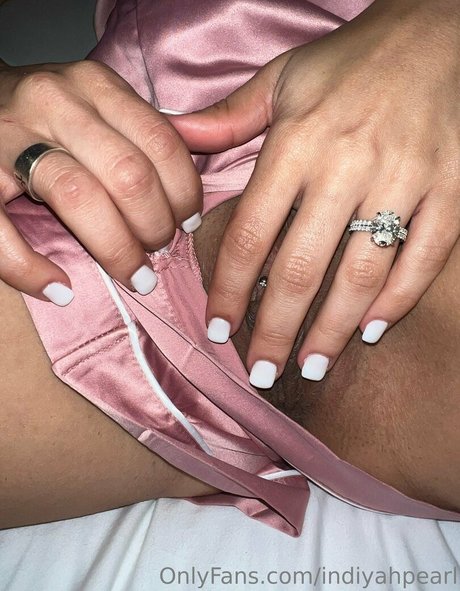 ebony wet pussy onlyfans art nude picture