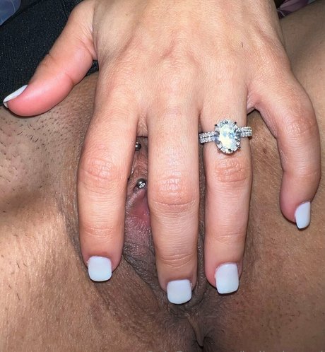 indiyahpearl star naked picture