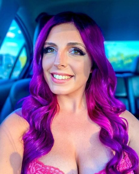 Simby pornstar exclusive pics