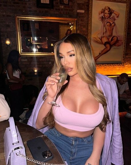 Ts lauren cox free actress pic