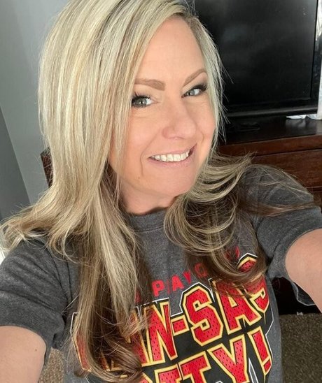 Melissa Fish perfect model img