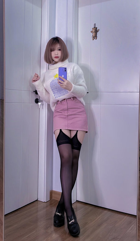 Banbanko pornstar naked img