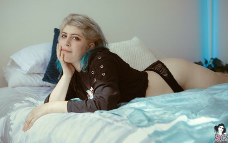 Diablus beautiful model photos