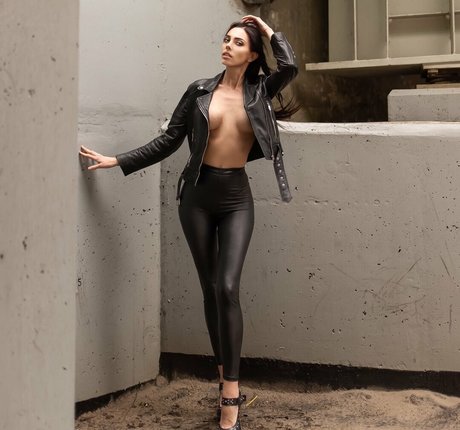 Miss Electric free actress archive