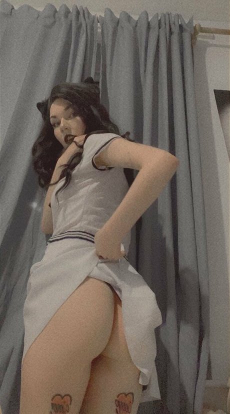 lizzylovesick sexy pornstar gallery