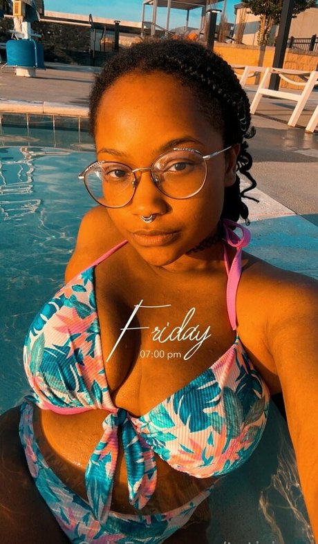 tati jpeg free model photo