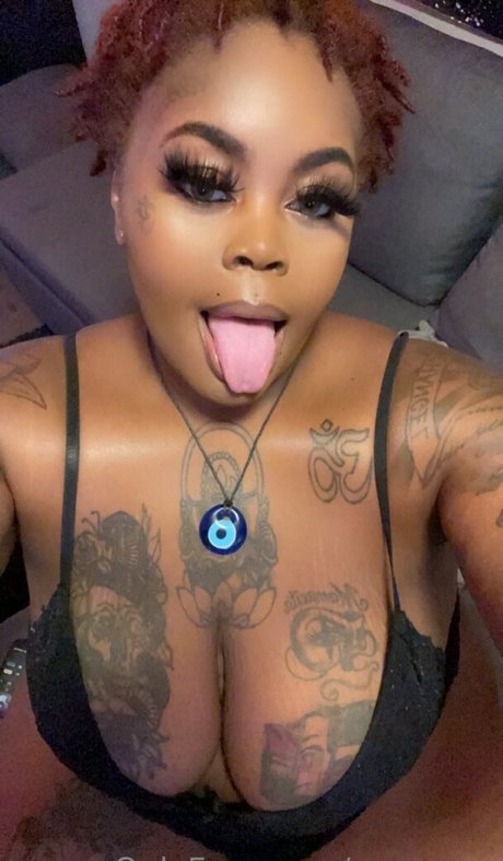 screwraq perfect pornstar image