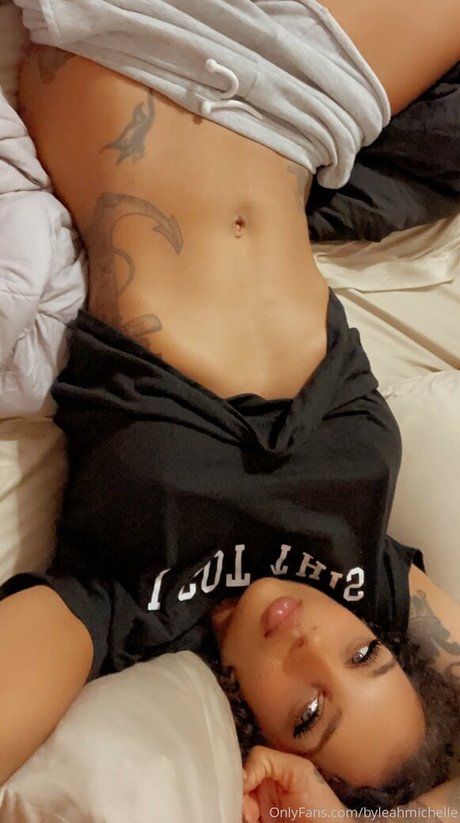 iitsleahtho pornstar exclusive image