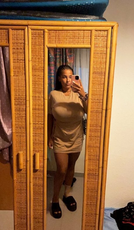 super skinny onlyfans beautiful naked picture