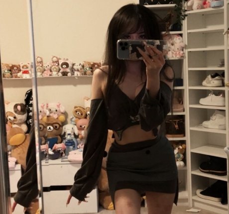 basedlilv high quality model photo