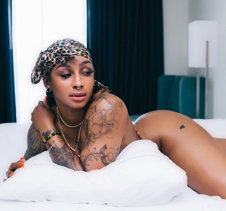 teacher nude onlyfans art naked galleries