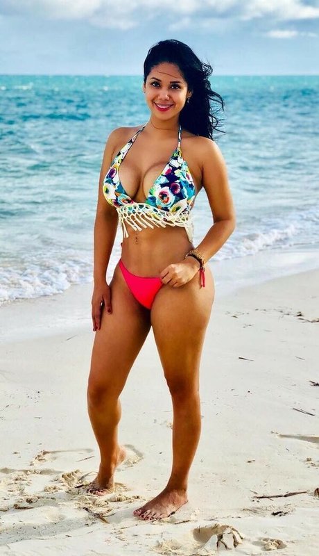 Itcel Macias pornstar pic