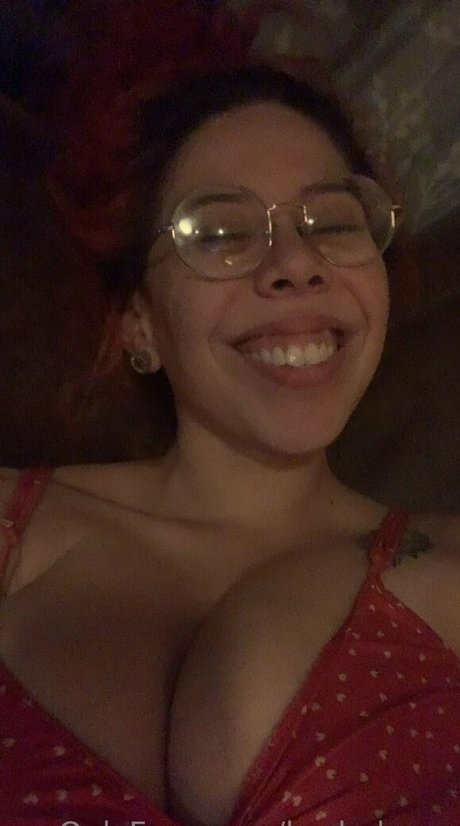 kashabaee model xxx pic