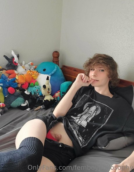 femboyphilosophy sexy star photo