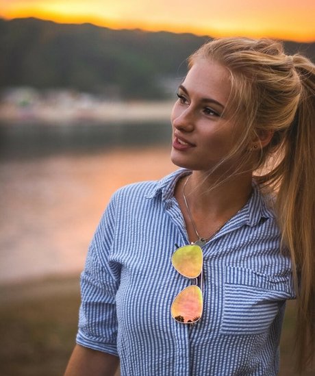 Alrun Steiner pretty actress gallery