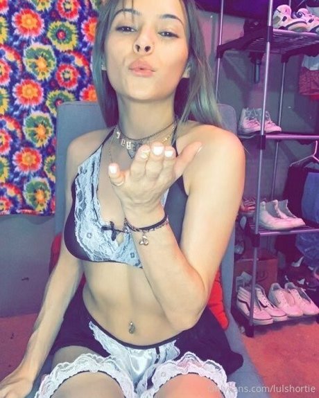 beautiful face onlyfans beautiful naked pictures