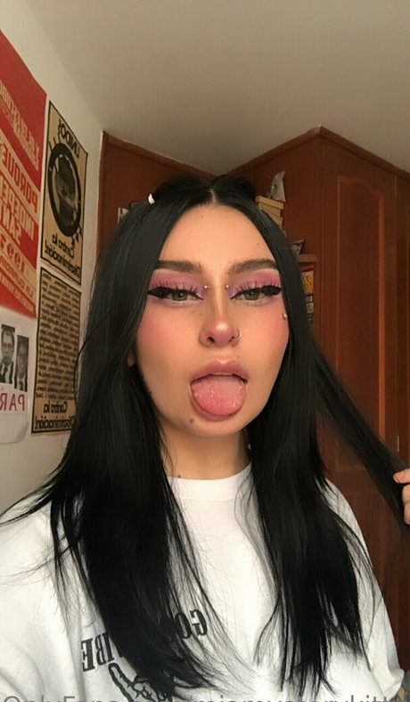 blowjob brunette onlyfans hd images