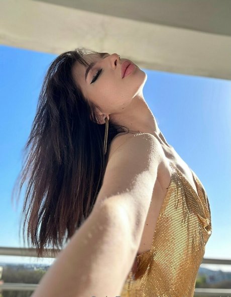 selena girl pornstar erotic pictures