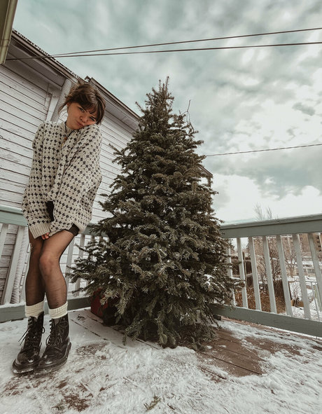 big tits young onlyfans hot photos