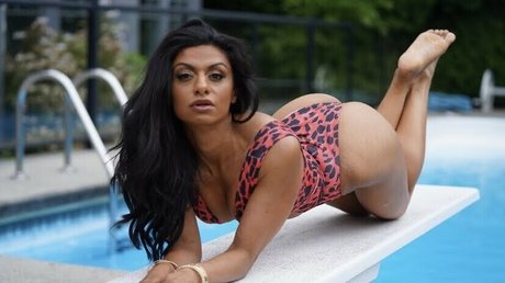 Skinnyroti model art pictures