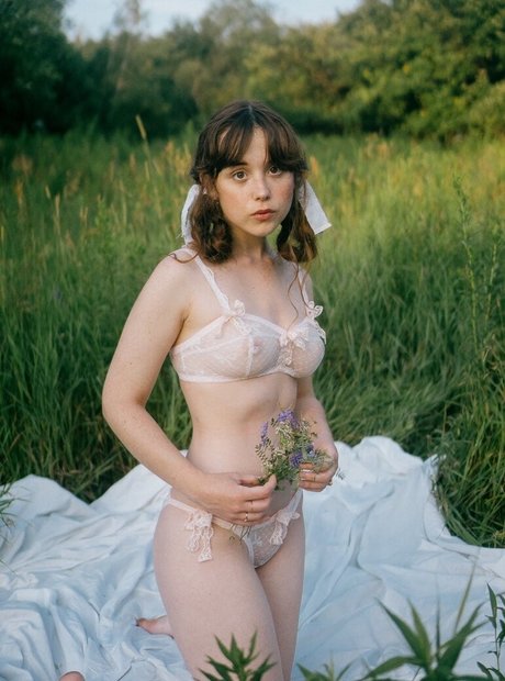 tenderheartlamb perfect actress photos