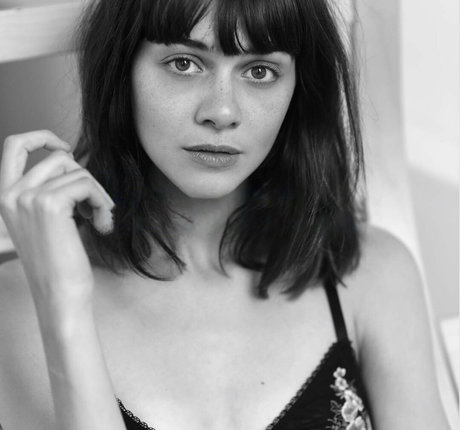 Emma Appleton star pornographic pics